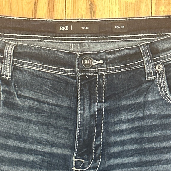 BKE Tyler Relaxed Fit Stretch Jean's in Nick 40X34 dark wash - Picture 7 of 12